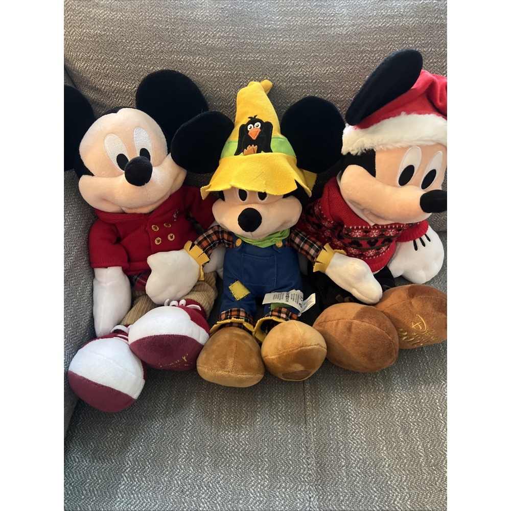 Disney Collection mickey mouse plush sweater Lot Christmas Thanksgiving Fall
